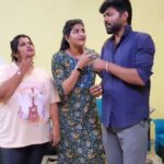 Hema Dayal Instagram – Ithu dan new style of dance 💃 🤣🤣 #anuselva #hemadayal18 #hema #hemadayal #trending #instagood #comedy #friendship #funtimes #vivek #kushi #tamil #madurai