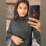 Hema Dayal Instagram – Mirror selfie 🖤🥰
.
#hemadayal18 #hemadayal #hema #mirrorselfie #beauty #love #serialactor #explorepage #explore