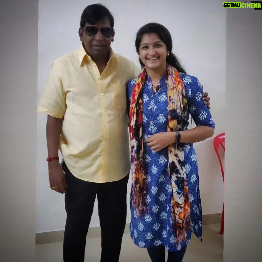 Hema Dayal Instagram - Happy Birthday #vadivel sir...🤩🎉 . . #hbdvadivelu #birthdaywishes #hemadayal18 #hemadayal #hema #comedy #vadivel #happybirthday