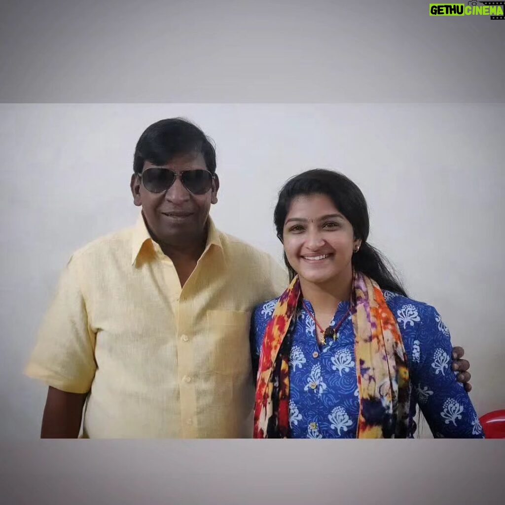 Hema Dayal Instagram - Happy Birthday #vadivel sir...🤩🎉 . . #hbdvadivelu #birthdaywishes #hemadayal18 #hemadayal #hema #comedy #vadivel #happybirthday