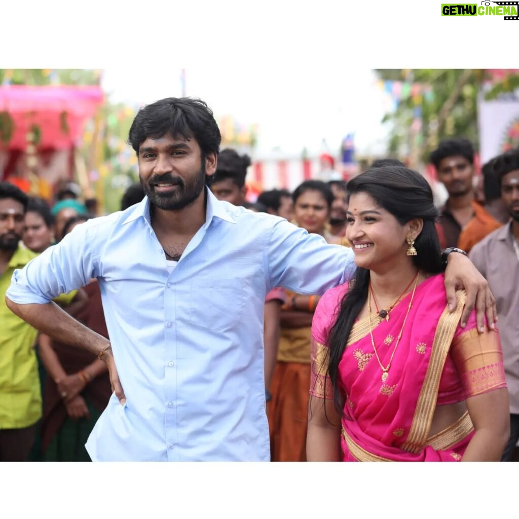 Hema Dayal Instagram - Happy Birthday... @dhanushkraja sir....🥰❤️ Stay bless an good health🥰💓 . . . no words to say about you sir...🤷🏻‍♀️ Becaus Your always mass person... 🔥an humble person...all so🥰... Thank you so much sir becaus my face register only your movies...😘🙏🏼 . . #anegan #maari #maari2 #kodi #jagamethanthiram #thiruchitrambalam I hoping to work with you again...😜🤩 . . Keep rocking an lot of hit movies we r waiting sir..😘❤️ . . . #hemadayal18 #hemadayal #hema #dhanush #dhanushfan #explorepage #explore