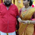 Hema Dayal Instagram - #meenakshiponnungaserial With cute @thidiyan . #anniyan #hemadayal18 #hemadayal #hema #zeetamilserials #pooja #thidiyan #explore #explorepage #comedy