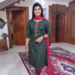 Hema Dayal Instagram - 💚❤️...☺️ . . #hemadayal18 #hemadayal #hema #zeetamil #zeetamilserials #explorepage✨ #explorar