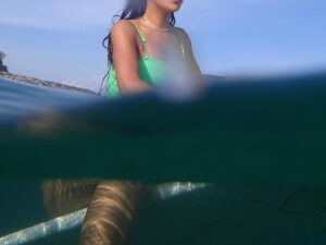 Heo Ga-yoon Instagram - Peace in the water🤟
