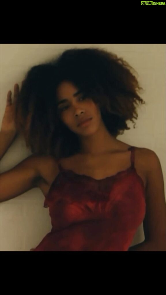 Herizen F. Guardiola Instagram - Happy international day to you all! ✨ Keep going don’t stop I know how this world makes it’s almost impossible to expect ourselves for who we are, what we look like, what we feel, but we are the thread in the cloth that holds it all together. Stay strong and lean on your sister, love each other hold the space for growth and never stop being beautiful. Love to you my ladies ♥️✨