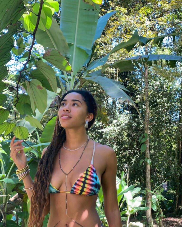 Herizen F. Guardiola Instagram - From the jungle to you 🌴🧚🏽‍♀️✨