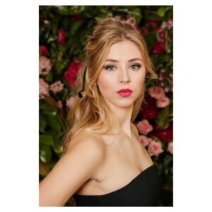 Hermione Corfield Thumbnail - 14.3K Likes - Most Liked Instagram Photos