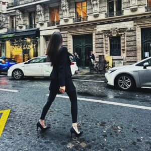 Hiba Tawaji Instagram - 🖤 @stephanerolland_paris #pfw #parisfashionweek