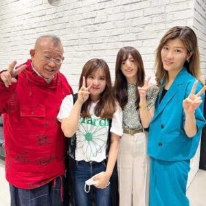 Hiccorohee Instagram - #仰天ニュース
@emika_kobayashi 
@ki_0216_ya
自分で人生を切り拓いていく女はみなイケてるな