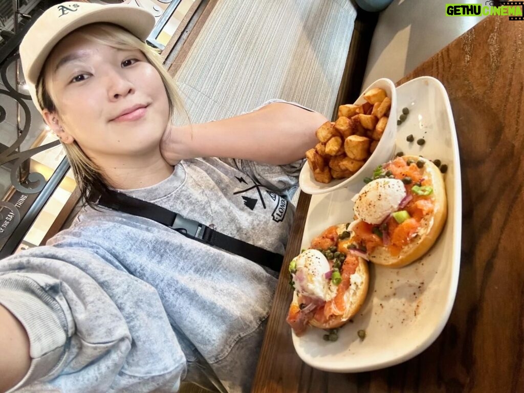 Hikaru Shida Instagram - Join my brunch??😁 #hikarushida