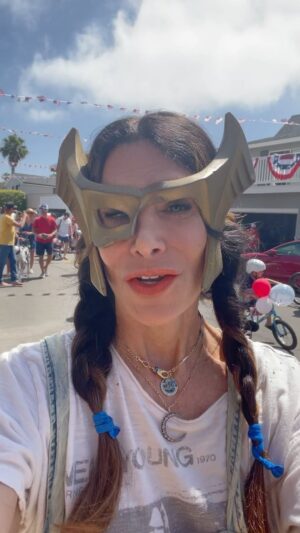 Hilary Shepard Instagram - When you’ve been MADE‼️Now I’ll have to destroy them… 🧨🎆🎇#divatox #powerrangers #happy4thofjuly #evilqueen #spacepirate