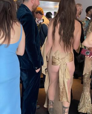Hilary Shepard Instagram - Went to the #Grammys with my BFF #DarylHannah who is nominated for best music movie that she directed, produced, edited and shot called Barn about @neilyoungarchives and Crazyhorse. Although she didn’t win It was an honor just to be nominated blah blah blah, and we did see some crazy outfits.🏆🥇🎥 and one of my favorite TikTokers @laronhinesofficial