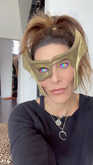 Hilary Shepard Instagram - 😈🍾🤪‼️Early New Years resolutions! ‼️#newyearsresolution #divatox #powerrangers #evilqueens #spacepirate