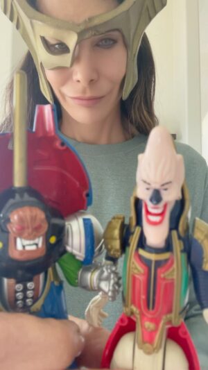 Hilary Shepard Instagram - Just a friendly reminder- NOBODY GETS TO YELL AT ANYONE AROUND HERE EXCEPT FOR ME‼️#divatox #elgar #rygog #spacepurate #evilqueen  #powerrangerstoys #powerrangers