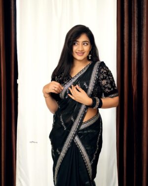 Hima Bindhu Instagram - Totally feeling the vibes of black and silver! Rocking that timeless elegance in every fold. This stunning saree is a creation by @style_in_threads_
Pc @sathyaphotography3 
🌟🖤 #sareeswag #saree #dazzling #styleinthreads #elegance