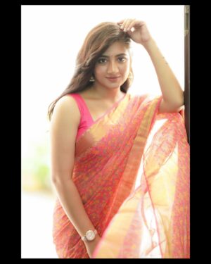 Hima Bindhu Instagram - “Beauty in Simplicity ✨"

Latest Photoshoot

Artist - @himabindhu____
Costume - @kaarigai.sarees
Photographer - @camerasenthil
Makeup - @priya_dharshini_makeupartist
Hair - @shalini_hairartist
Shoot Organised by @rrajeshananda