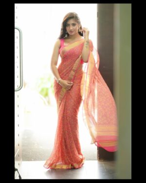 Hima Bindhu Instagram - “Beauty in Simplicity ✨"

Latest Photoshoot

Artist - @himabindhu____
Costume - @kaarigai.sarees
Photographer - @camerasenthil
Makeup - @priya_dharshini_makeupartist
Hair - @shalini_hairartist
Shoot Organised by @rrajeshananda