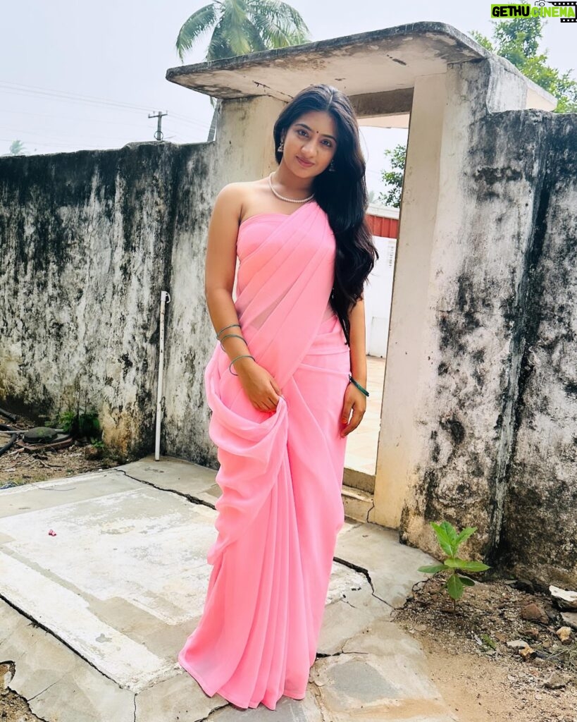 Hima Bindhu Instagram - In simplicity lies the truest beauty, like a saree gracefully adorning elegance.