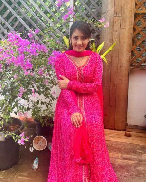 Hima Bindhu Instagram - "In a Pink Symphony, Her Eyes Paint a Charmed Canvas.🌸✨”

 #EnchantedGarden #PrettyInPink #EyesThatSpeak #FloralFantasy
