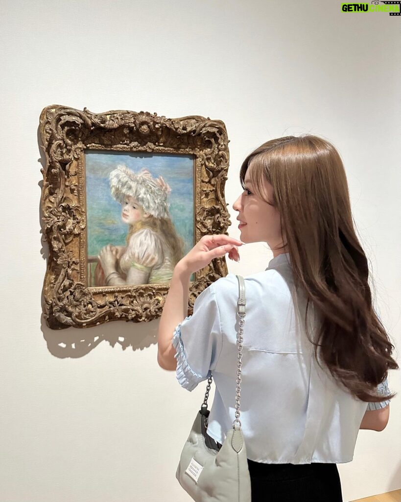 Hina Ishizaki Instagram - ⁡ Renoir👒🪽 ⁡ 印象派ルノワール・モネ・ドガの 色彩や光の印象が美しくて…✨