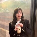 Hina Ishizaki Instagram - ⁡ 気温がジェットコースター😮🎢 この間、夜風が春の香りがしてワクワクした~♩