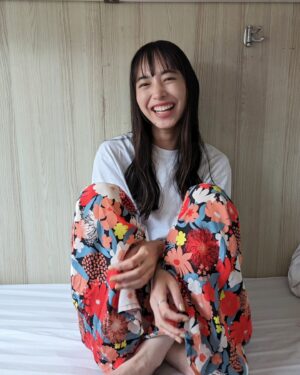 Hiroe Igeta Instagram - ベトナム珍道中🇻🇳
初めての寝台列車で枕元に虫が出てきたり
楽しみにしてた橋が工事中で見られなかったり
色々あったけど、全部含めて
楽しい！！旅でした☺️