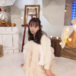 Hiroe Igeta Instagram – おしゃれクリップ
年内最後の放送です！！
ゲストは宮野真守さん。
ぜひご覧ください😊

スタジオはクリスマス仕様でした。
浮かれちゃってキャラでもない雰囲気で、
たくさん写真撮ってもらいました🎄🤍