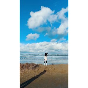 Hitomi Kuroki Instagram - おけましてありがとうございます。
今年もよろしくお願いします。
旅サラダ
1/9 放送

千里浜なぎさドライブウェイ
