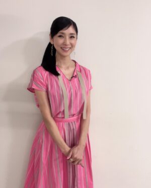 Hitomi Kuroki Instagram - 🕺🎈
⁡
「行列のできる相談所」
6/4オンエアーです。
後藤さんの進化したタップに、
またまた感動！
努力って、すごいなとあらためて思いました。
⁡
@wacca_official @dressunreve @1dk_jewelryworks @dressunreve
@bellesiora_official
@kashikeybrowndiamond @the_hair_bar_tokyo