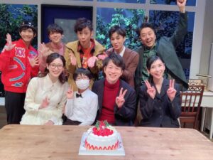 Hitomi Kuroki Instagram - 🦋
⁡
舞台 甘くない話のメンバーにお会いしました🤍
みんな変わらずお元気で素敵でした。
ご覧下さった方、改めてありがとうございます^ ^
⁡
2.3.4枚目に懐かしの写真も添えて。
⁡
次は、九團次さんと蘭ちゃんも☺️
⁡
⁡
#甘くない話 #村井良大/ #高崎翔太 #馬場良馬 #西野太盛 #遊佐航 #蘭乃はな / #市川九團次