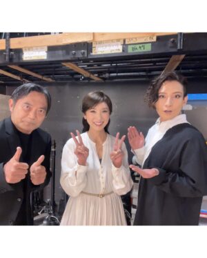 Hitomi Kuroki Instagram - 🏺✨✨

ステージ『ルビンの壺が割れた』は
千秋楽を迎えました。
ご覧くださったあなた、あなた、あなた、ありがとう😊
再演、がんばる！

瞳