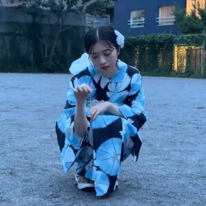 Hiyori Sakurada Instagram - 🙋🏻‍♂️

@myojo_henshu で浴衣着ました〜☺︎