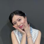 Hiyori Sakurada Instagram - 「バジーノイズ」完成披露試写会、ありがとうございました☁️ 衣装↓ @versace アクセサリー↓ @e.m.__official