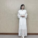 Hiyori Sakurada Instagram - 「交換ウソ日記」完成披露試写会ありがとうございました☁️ 白ワンピース　@pameopose 靴・アクセサリー　スタイリストさんの私物 #交換ウソ日記 @koukan_usonikki