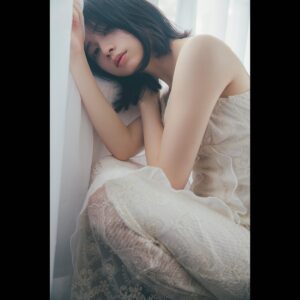 Hiyori Sakurada Instagram - お知らせ☁️

2nd写真集が11月29日に発売することが決定しましたー！

今しか見れない自分をこの一冊に詰め込みました。表紙とタイトルはもう少し待っててね☺︎