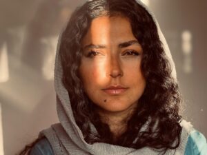 Hoda Zeinolabedin Instagram - چه افسانه ي زيبايي… زيباتر از واقعيت…
راستي مگر هر شخصي احساس نميكند كه نخستين روز بهار گويي نخستين روز آفرينش است؟ 
نوروز مبارك❤️