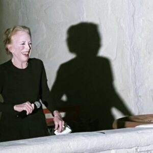 Holland Taylor Instagram - I’m seeing this picture all over … it’s from ANN’s Opening Night, when Covid regulations led me to joyfully greet the patrons and friends after the show from the Courtyard balcony above. Is there someone with me, ever so kindly, in this view..? @PasadenaPlayhouse #ANN #visitation