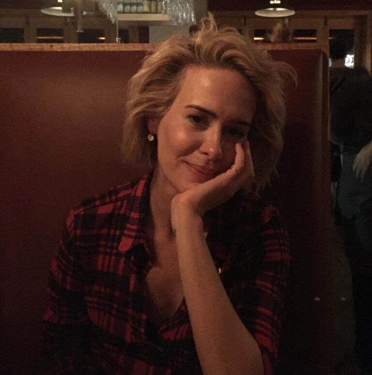 Holland Taylor Instagram - Yes, but listen- y’all have no idea... Happy Birthday to my one and only. I’m grateful you were born, @mssarahcatharinepaulson