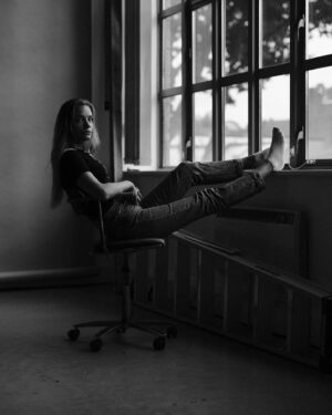 Holly Horne Instagram - Classic @alrice_ black and white shot. @safespacedalston #bnw #shoot #dalston