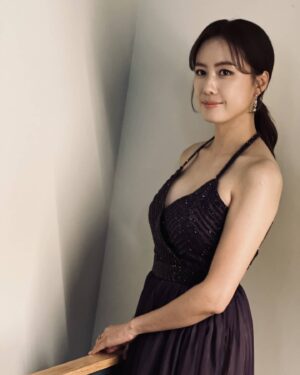 Hong Eun-hee Instagram - 어젯밤 여의도에서 새해를 맞이했어요
감사합니다 💕
더 열심히 잘해야겠다^^