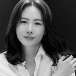 Hong Eun-hee Instagram - 골라주세요~ 여러분!
어떤사진이 좋을까요?
이런게 젤 어려워요^^
얼마만에 프로필 찍었는지 몰라요♡♡♡