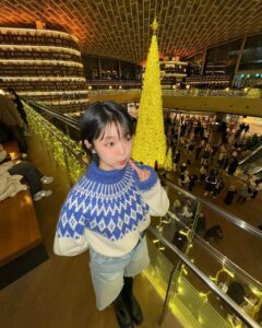 Hong Seung-hee Instagram - 진짜! 메리크리스마스~.~
🎄🎅🏼🎄🎅🏼🎄