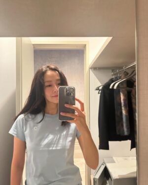 Hong Soo-hyun Instagram - 8am