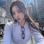 Hong Ji-yoon Instagram – 💜🌂