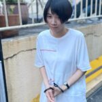 Honoka Matsumoto Instagram - . 八海サマに全てを話し、逮捕され、 45歳になるという怒涛の第5週。 16年の服役中、推しから供給される潤いがないまま過ごすとここまでやつれてしまいました… #ミワさんなりすます #松本穂香 #おばしょっと #悪い顔