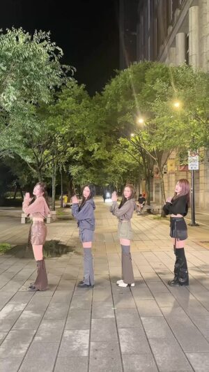 Hsin-Ling Chi Instagram - Armageddon🤎🩶💚🖤

/
#armageddon #aespaarmageddon #kpop