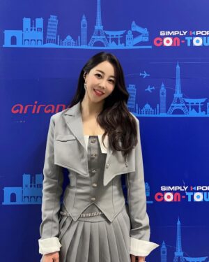 Hwang In-sun Instagram - 니가 말해봐 🎤 많이 살앙해주셔요 ❤️
#첫방
#심플리케이팝
#아리랑TV
#가수황인선
#니가말해봐
