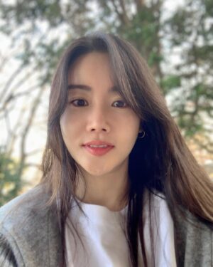 Hwang Woo-seul-hye Instagram - ❤️