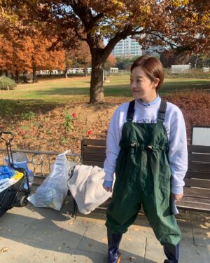 Hwang Bo-ra Instagram - #이연예는불가항력 특출 키스식스샌스 남기훈감독님과의 인연으로 이쁜 보아님과 한컷 대박나세오 홧팅