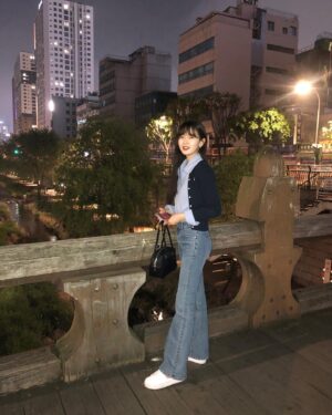 Hwang Bo-reum-byeol Instagram - 🦋